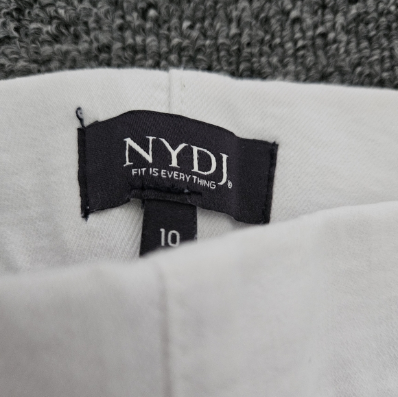 White pull on jeggings - Picture 2 of 4